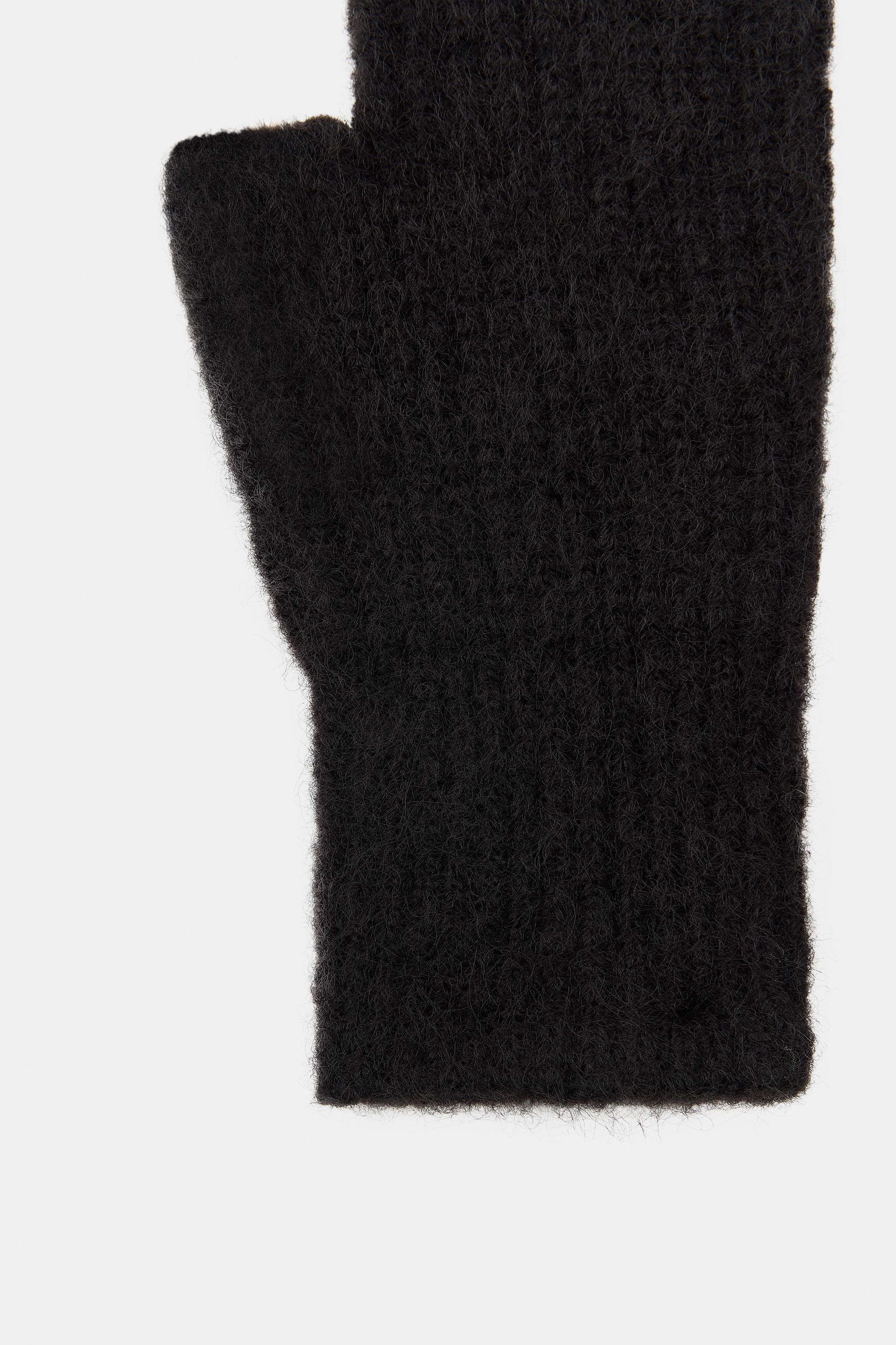 SHORT KNIT MITTENS
